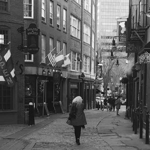 Meet your Posher, Aly