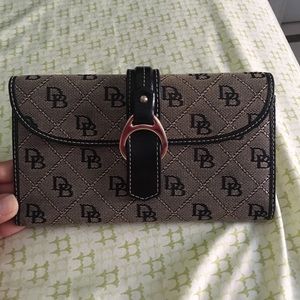 Dooney and Bourke Wallet