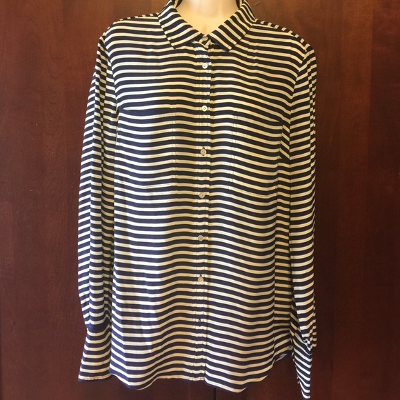 J. Crew Tops - J. Crew Boy Shirt 100% Silk