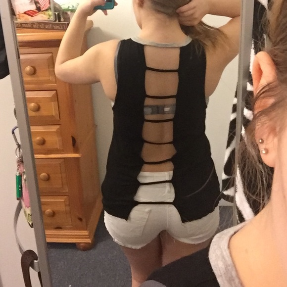 "Stay wild" open back tank top - Picture 3 of 4