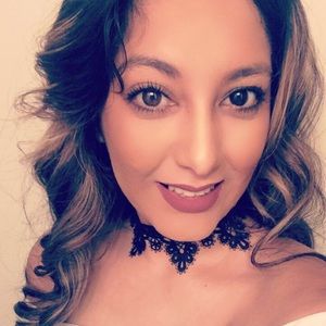 Meet your Posher, Isabel