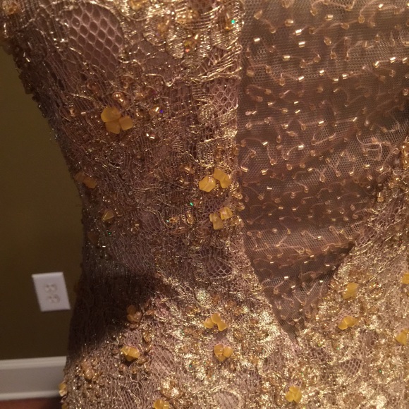 La Femme gold beaded lace dress size 4 - Picture 2 of 4