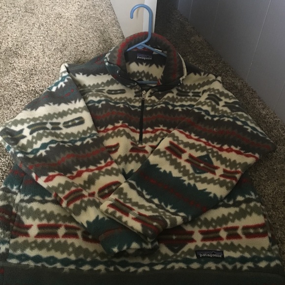 Patagonia half zip sweatshirt