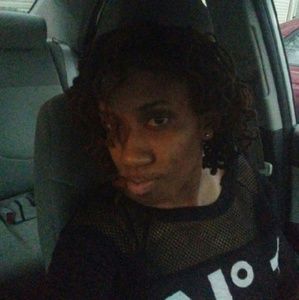 Meet your Posher, Nikkii