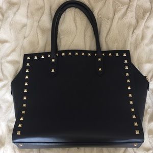 Alberta di Canio Navy Rockstud Handbag