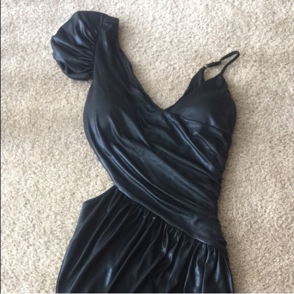 Beautiful like new bebe unique dress. Very sexy on - Picture 2 of 4