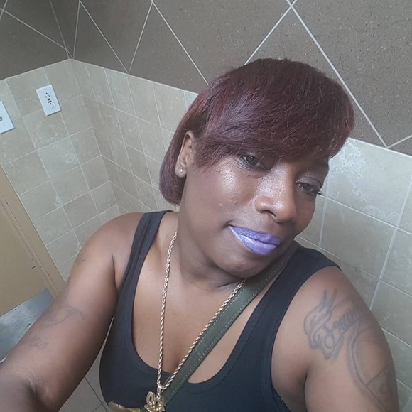 Meet your Posher, Chavia - Picture 1 of 1