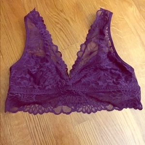 NWOT Unlined Floral Lace Plunge Bralette