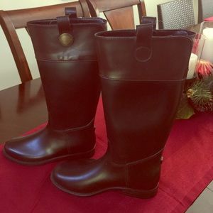 Banana Republic Equestrian Rain Boots 🌧💨