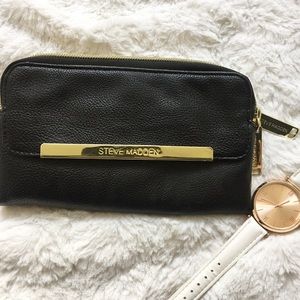 Steve Madden Large Wallet.