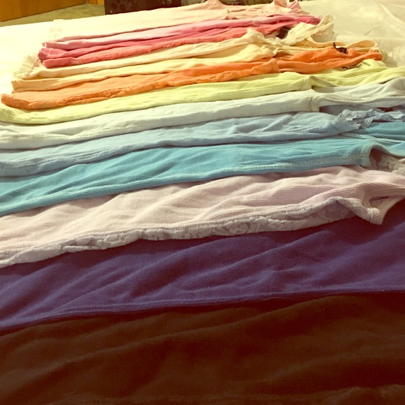 Lot of 14 American Eagle Boyfriend Tanks