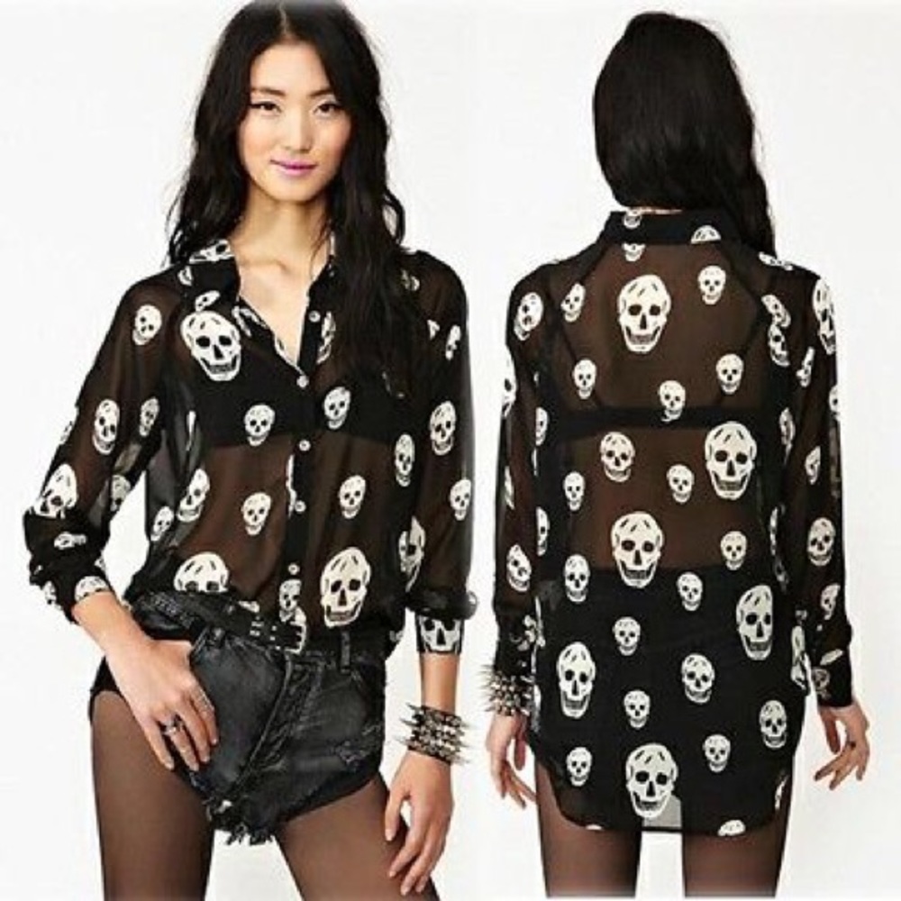 Shear Black Skull hi-low Shirt