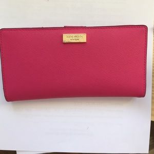 Kate spade wallet -$30 for 24 hours only