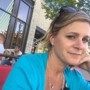 Meet your Posher, Andrea