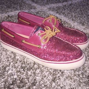 woman's Sperry's!