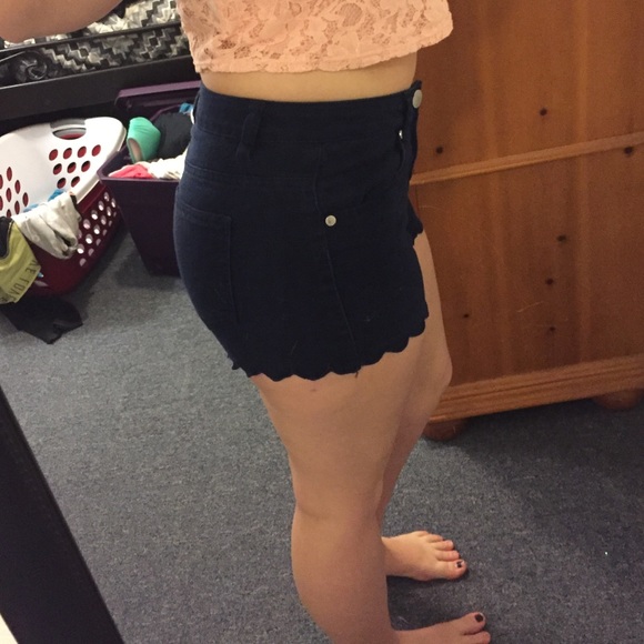 Navy blue high waisted shorts - Picture 4 of 4