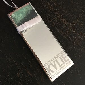 Limited Edition Kylie Holiday Lip Kit