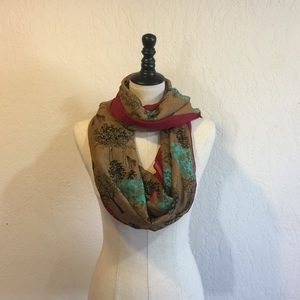 NWT Copper Key Scarf