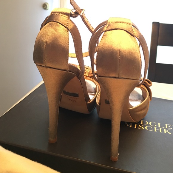 Badgley Mischka ankle strap rose gold shoe - Picture 4 of 5