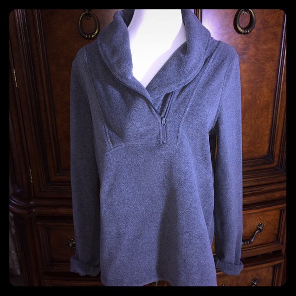 Fleece pullover