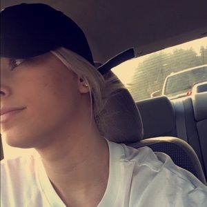 Meet your Posher, Melisa