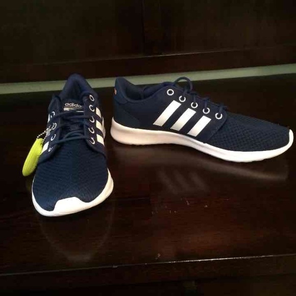 Adidas cloud foam shoes