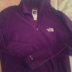 North face pullover