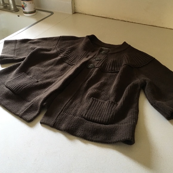 Sweaters - Picture 1 of 1