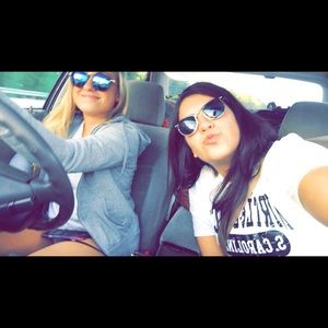 Meet your Posher, Rachel