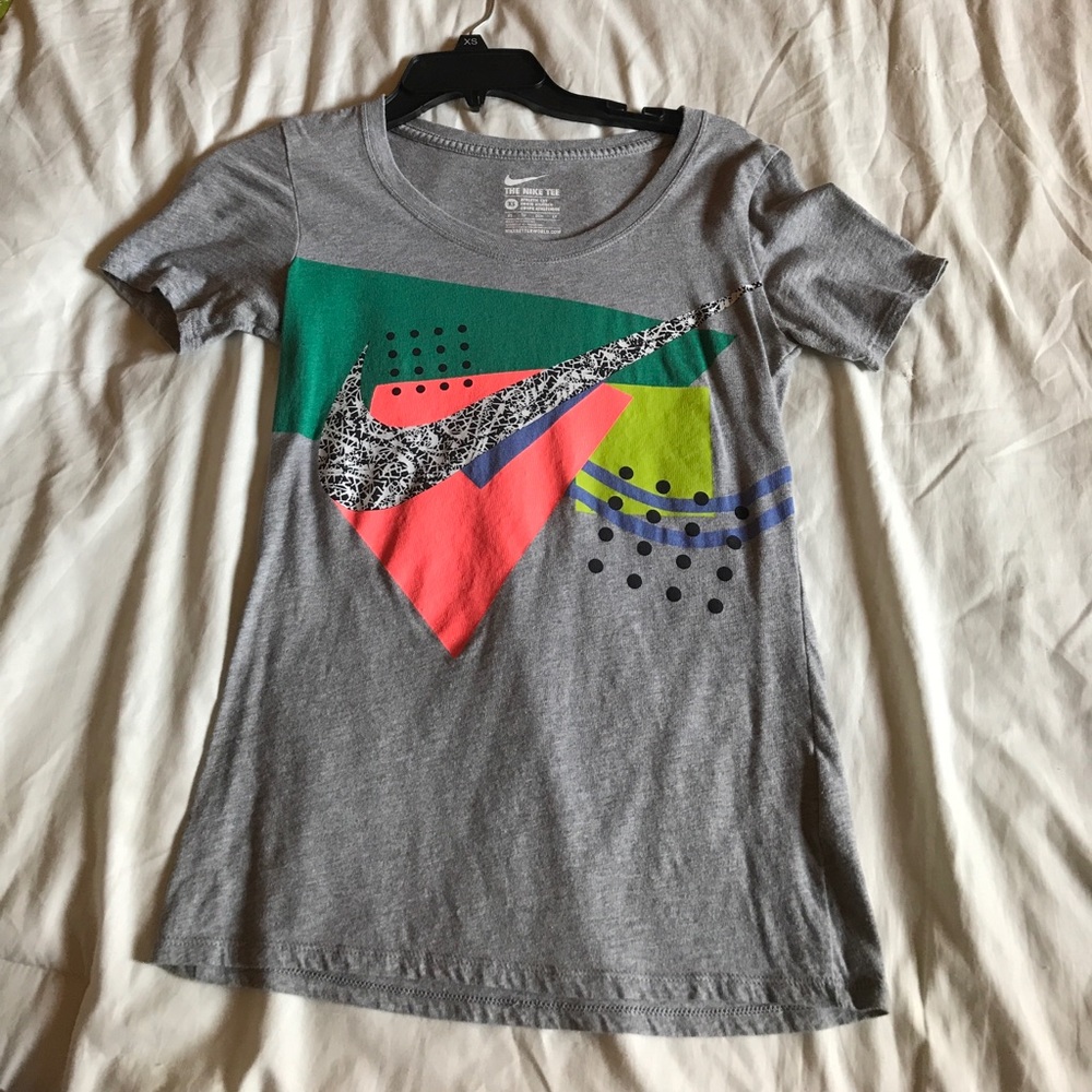 Nike tee