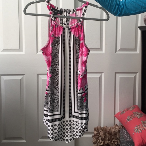 INC Top- pink, White & black design