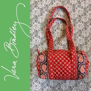 🚨🚨🚨 Vera Bradley Americano Red mini duffel
