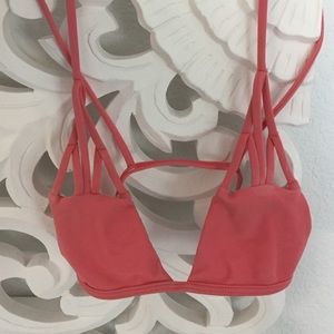 Used but in good condition coral bikini top