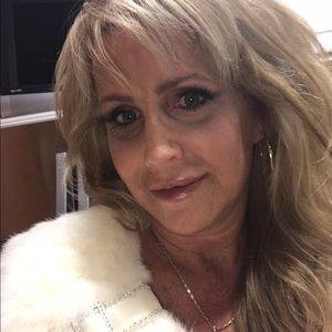 Meet your Posher, Jill