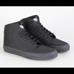 Men's VANS black high tops