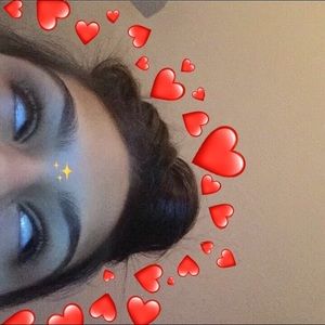 Meet your Posher, Yanitza