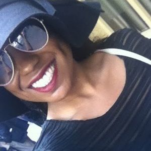 Meet your Posher, Shaunese