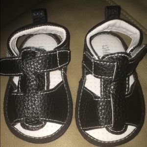 Infant shoes.