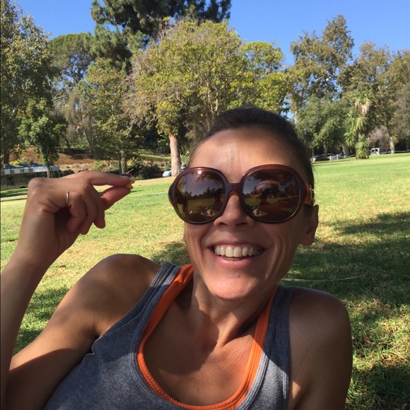 Meet your Posher, Ellen