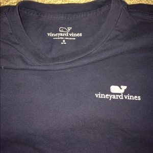 vineyard vines long sleeved shirt