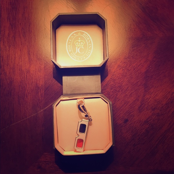 Jewelry - RARE juicy couture 3D glasses charm