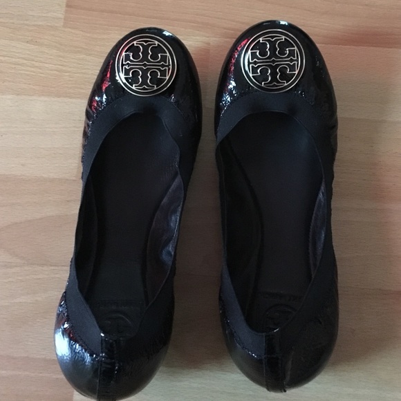 Tory burch black Caroline flats