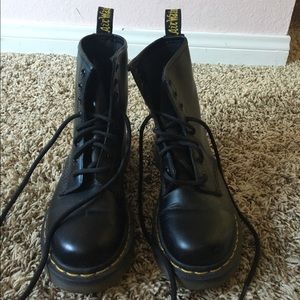 Black Matte Limited Edition Dr. Martens Size 5