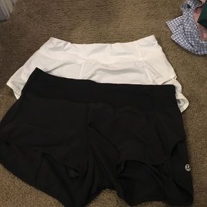 Black and white speed short bundle