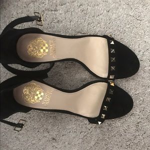 Black Vince camuto heels