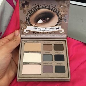 Eyeshadow pallet