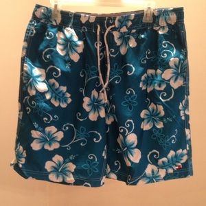 Tommy Hilfiger men's swim trunks size L