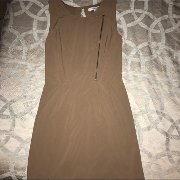 Super cute tan Forever21 short dress - Picture 1 of 4