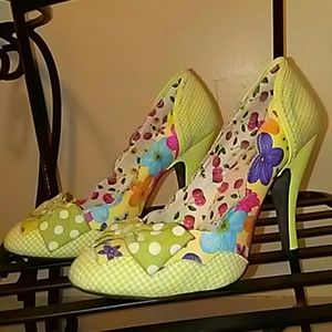 😘Dolce by Mojo Moxy pumps.💞