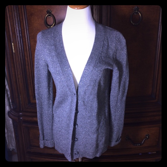 Cardigan sweater